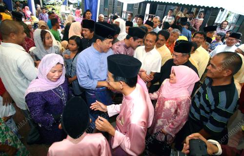 RUMAH TERBUKA