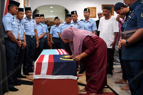 MAJLIS PENGEBUMIAN INSIDEN PENUNTUT TUDM
