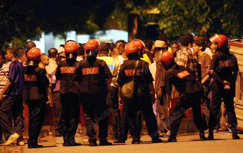 PELAJAR KOLEJ BERGADUH