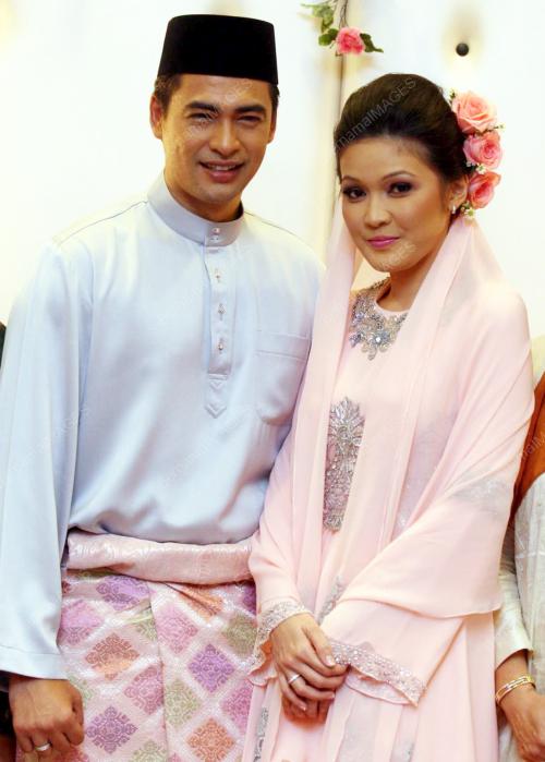 SHEIKH MUSZAPHAR SHUKOR
