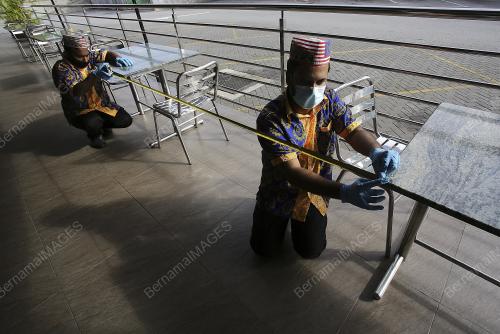 SEKTOR EKONOMI DAN AKTIVITI PERNIAGAAN