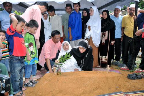 ADUN JOHOL MENINGGAL DUNIA