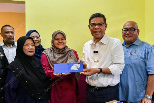 DATUK SERI SAIFUDIN NASUTION ISMAIL