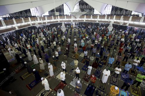 SOLAT JUMAAT TERAKHIR DI BULAN RAMADAN 2021