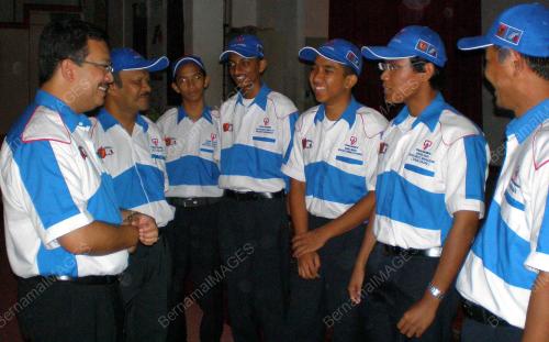 PASUKAN F1 SDAR