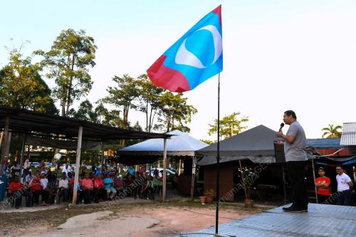 NS09_09042018_RAFIZI_PKR
