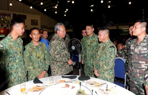 NS09_09072014_MALBATT_BERBUKA