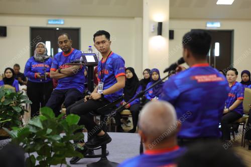 DATUK SERI DR ZAMBRY ABDUL KADIR