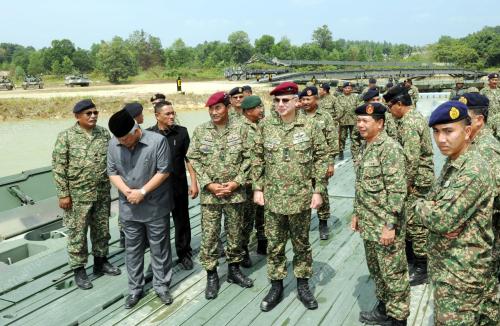 NS09_11022015_SULTAN_NAZRIN