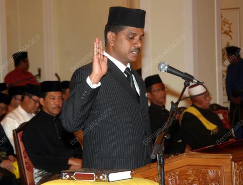 TUANKU MUHRIZ IBNI ALMARHUM TUANKU MUNAWIR