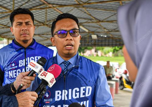 IBU MANGSA KEMALANGAN SENAWANG