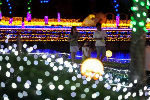 LUNA LIGHTS WONDERLAND