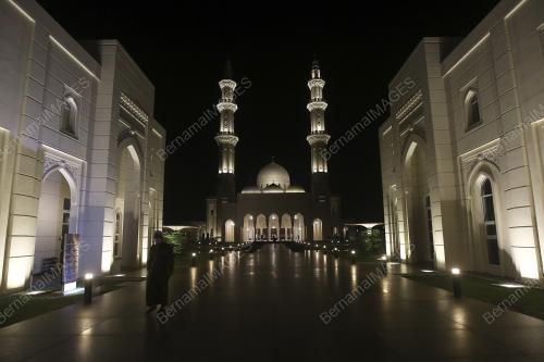 SOLAT ISYAK TERAKHIR DI BULAN RAMADAN 2021