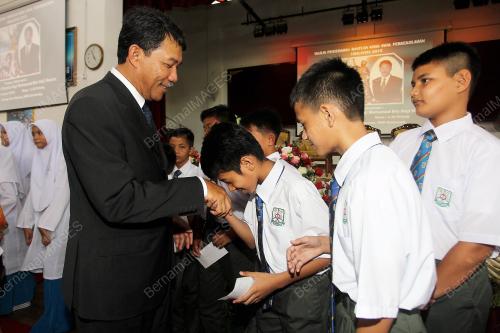 NS09_13012015_MOHAMAD_PENDIDIKAN