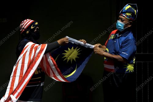 SEMANGAT PESARA KERAJAAN KIBAR JALUR GEMILANG