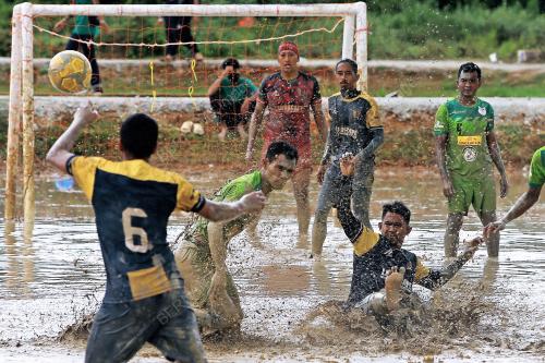 SUKAN RAKYAT TRADISONAL NEGERI SEMBILAN MENGIMBAU NOSTALGIA