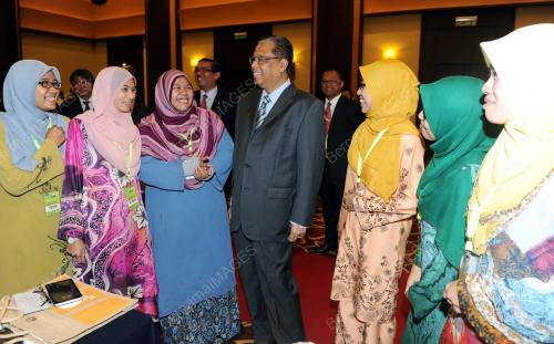 NS09_19082014_ISMAIL_SEMINAR