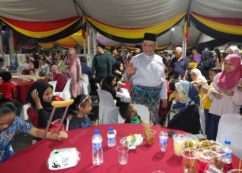 DATUK SERI AMINUDDIN HARUN