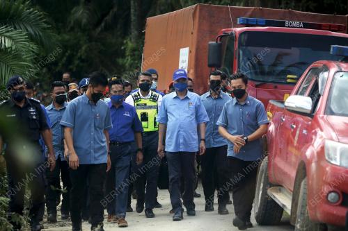 DATUK SERI ISMAIL SABRI YAAKOB