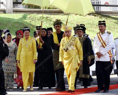 TUANKU MUHRIZ IBNI ALMARHUM TUANKU MUNAWIR