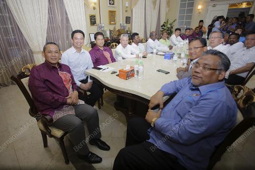 DATUK SERI AMINUDDIN HARUN