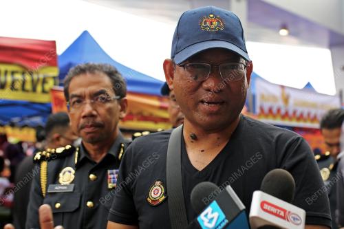 DATUK AZMAN MOHD YUSOF