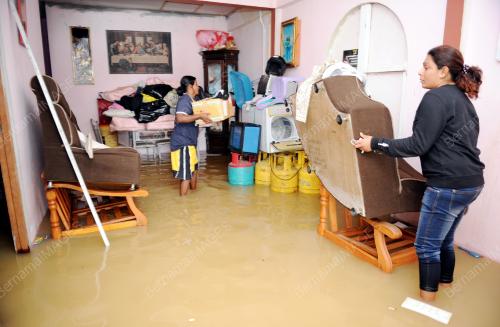 NS09_25012017_GEMAS_BANJIR