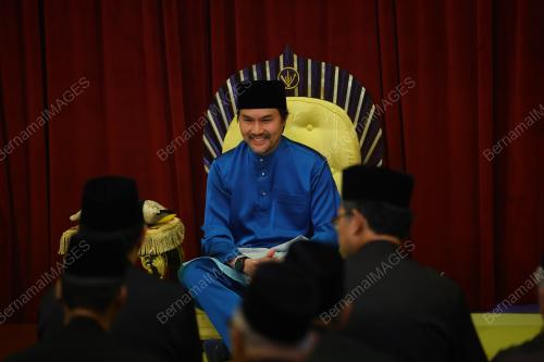 TUNKU ALI REDHAUDDIN TUANKU MUHRIZ