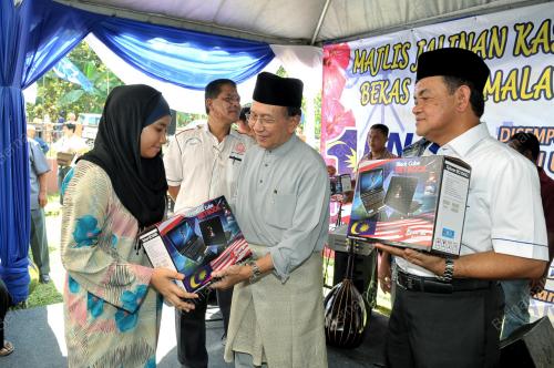 NS09_27042012_RAIS_JELEBU