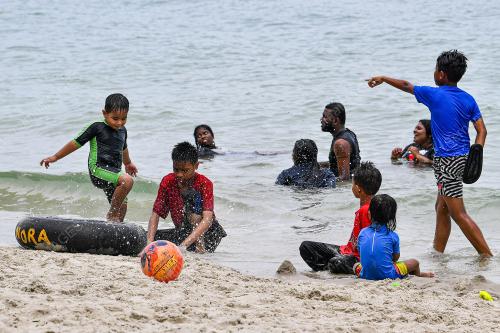 RIADAH PANTAI PERANGINAN