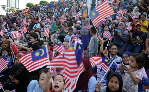 NS09_31082017_HARI_KEBANGSAAN