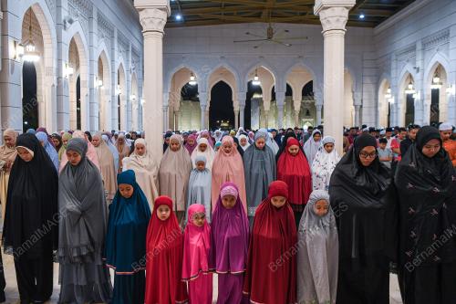 SOLAT TARAWIH