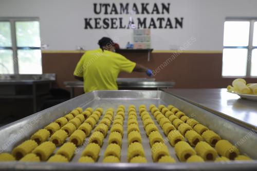 TART NANAS PUSPEN