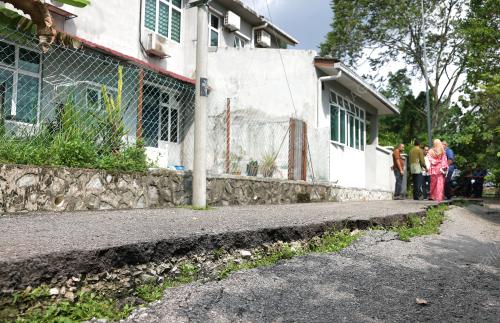 TANAH MENDAP DI TAMAN KIARA INDAH