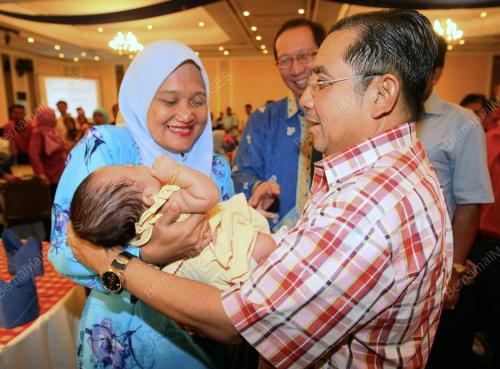 TAN SRI ISA ABDUL SAMAD