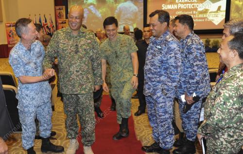 NS10_05102017_EKSESAIS_SUMAN