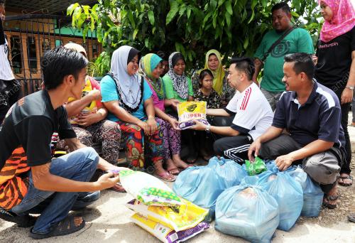 NS10_07022016_BANJIR