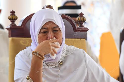 TUNKU AMPUAN BESAR TUANKU AISHAH ROHANI TENGKU BESAR MAHMUD
