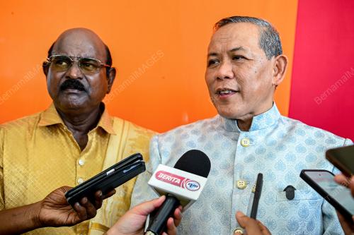 DATUK SERI AMINUDDIN HARUN