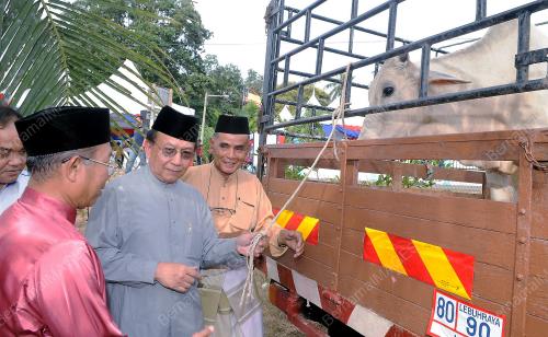DATUK SERI DR RASI YATIM
