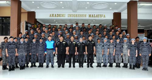 NS10_12072017_SKUAD_IMIGRESEN
