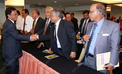 DATUK SHAFIE APDAL