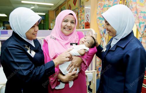 NS10_15022013_BUANG_BAYI