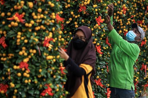 PERSIAPAN TAHUN BARU CINA