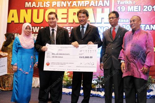 NS10_19052015_MOHAMAD_ANUGERAH