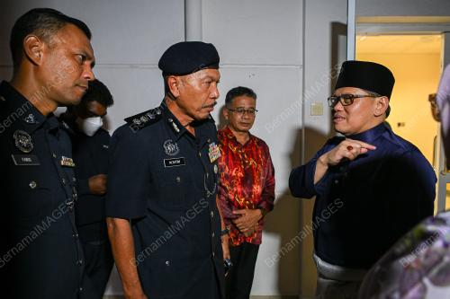 DATUK DR MOHD AZAM AHMAD