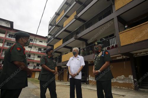 DATUK SERI ISMAIL SABRI YAAKOB