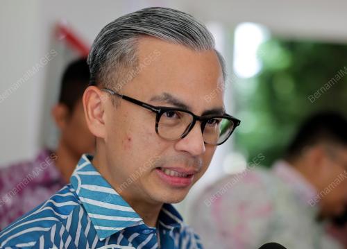 DATUK FAHMI FADZIL