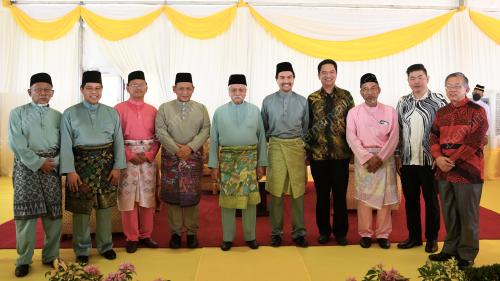 TUANKU MUHRIZ TUANKU MUNAWIR