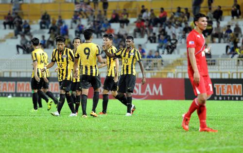 NS10_23032016_BOLASEPAK_PERSAHABATAN